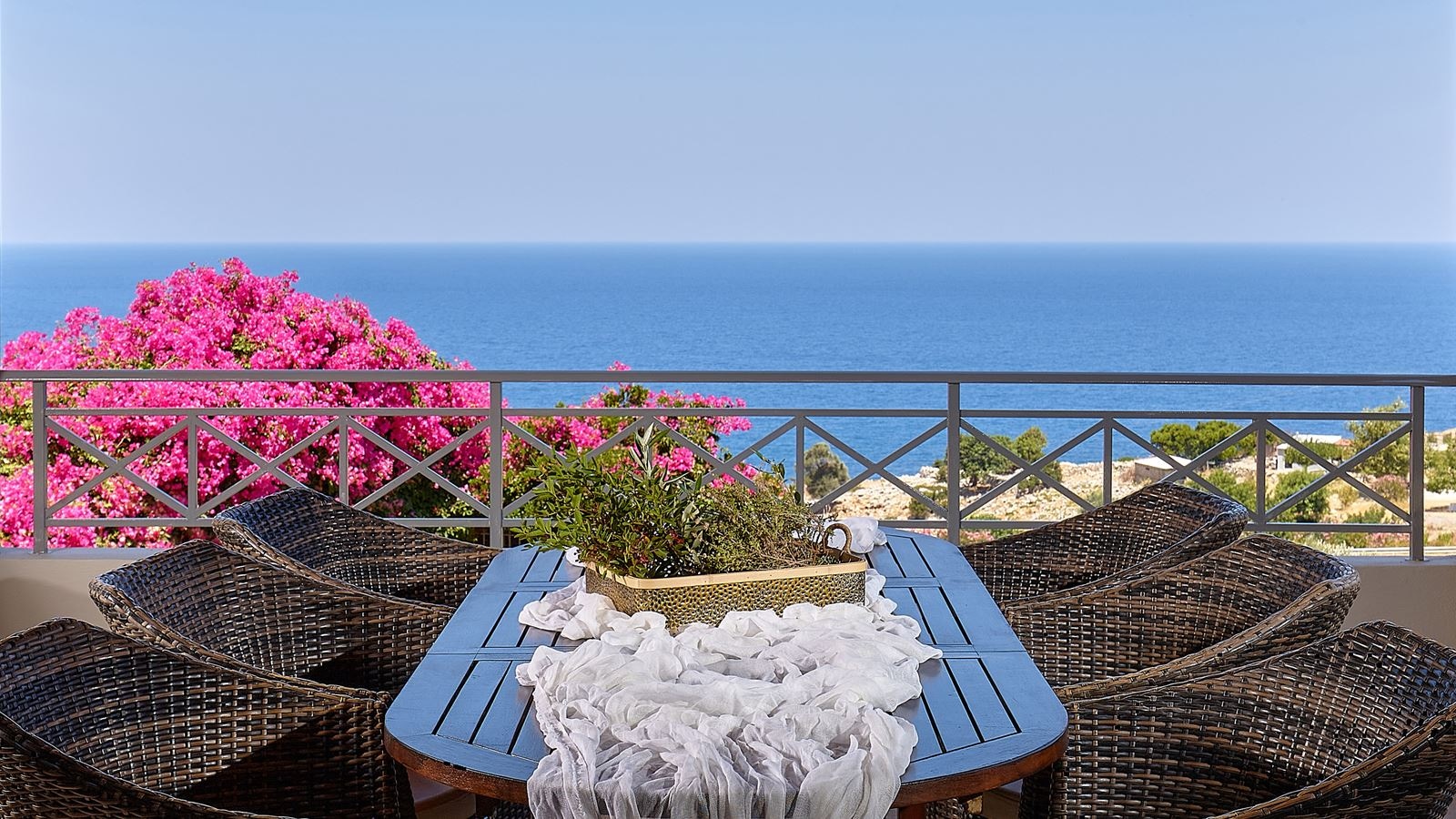 rooms-okeanides-luxury-villas