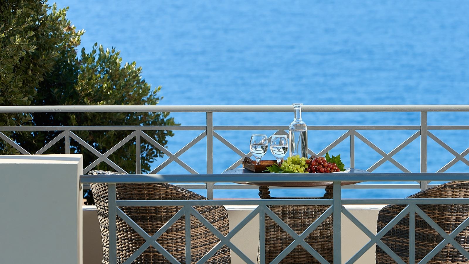 rooms-okeanides-luxury-villas