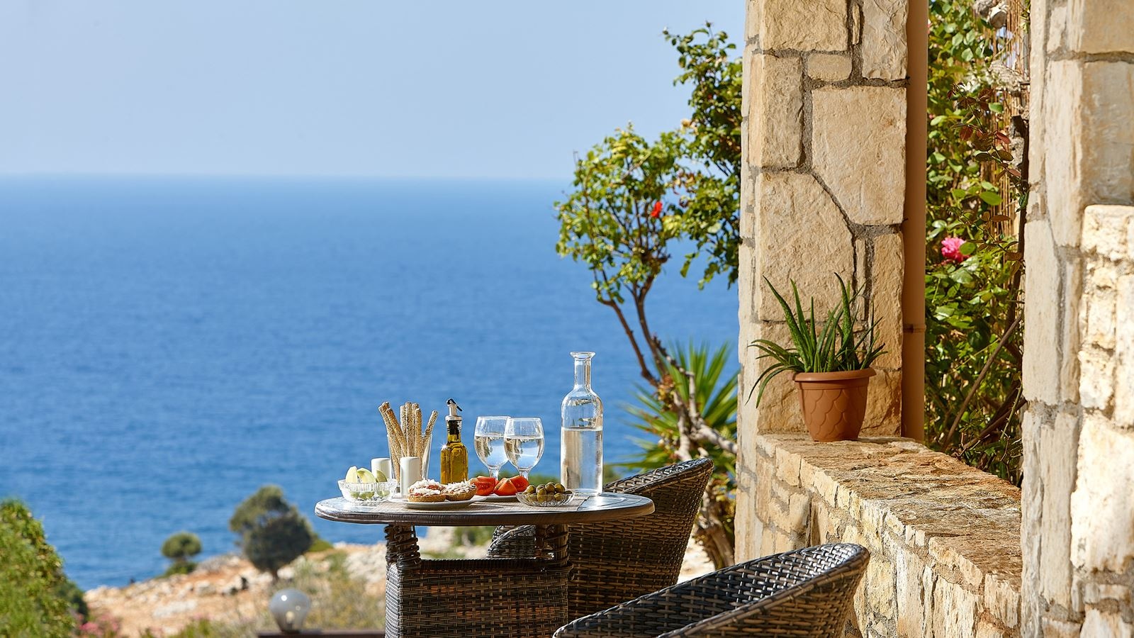 rooms-okeanides-luxury-villas