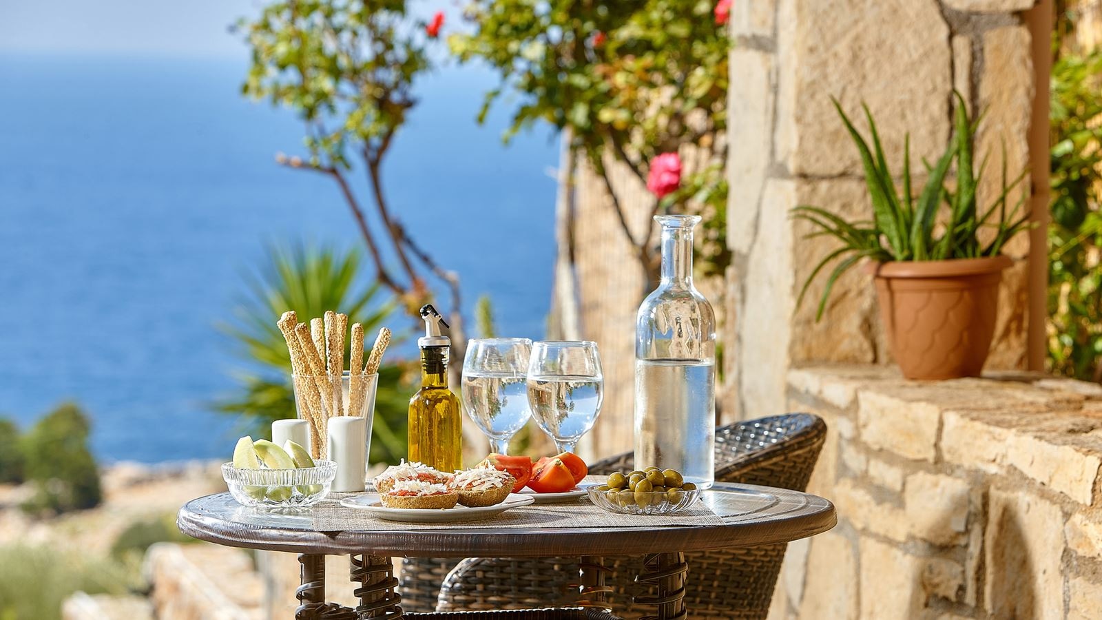 rooms-okeanides-luxury-villas