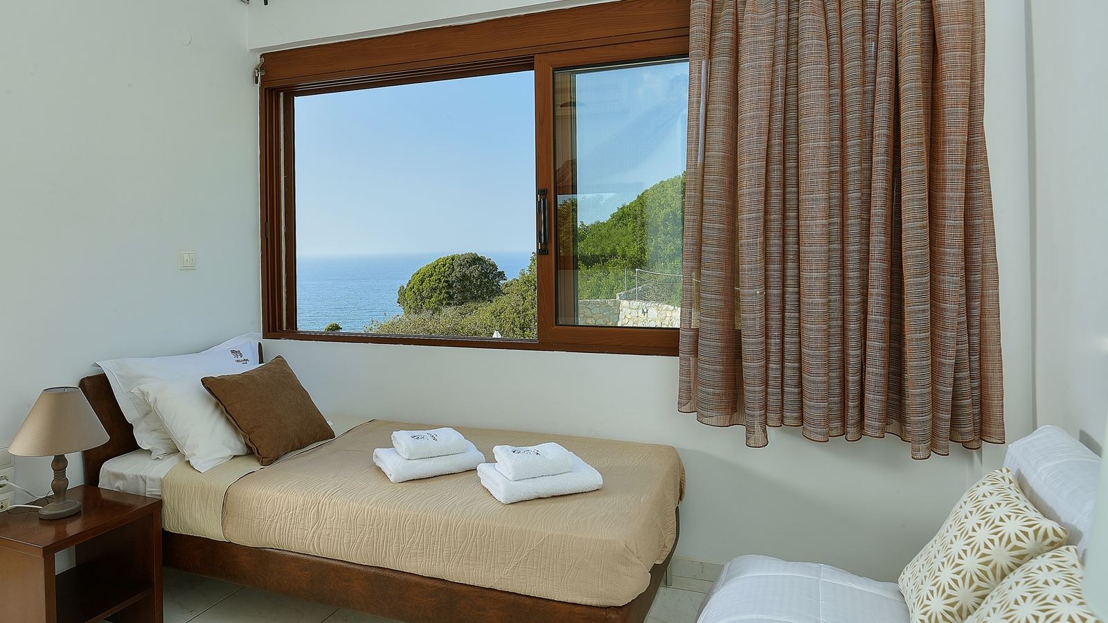 rooms-okeanides-luxury-villas