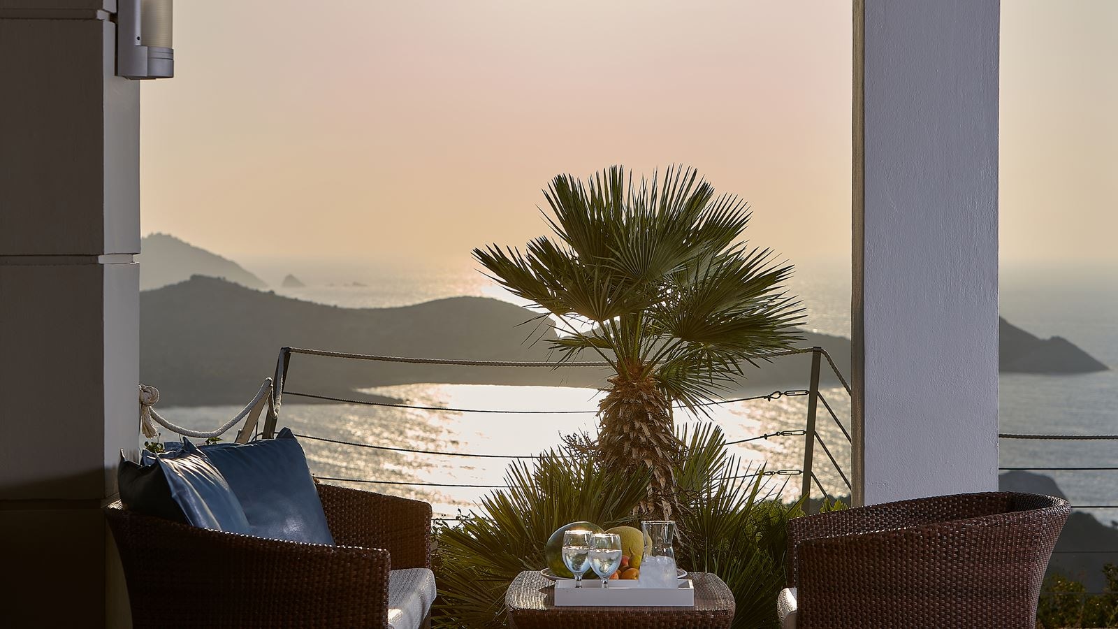 rooms-okeanides-luxury-villas