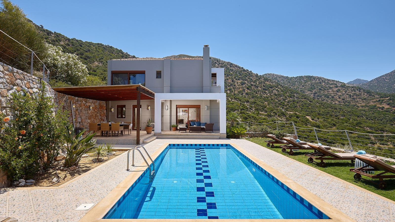 rooms-okeanides-luxury-villas