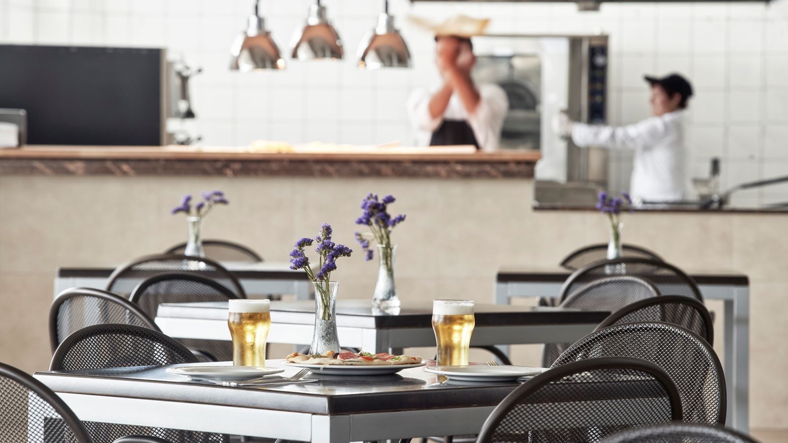 restaurants-venus-pool-restaurant