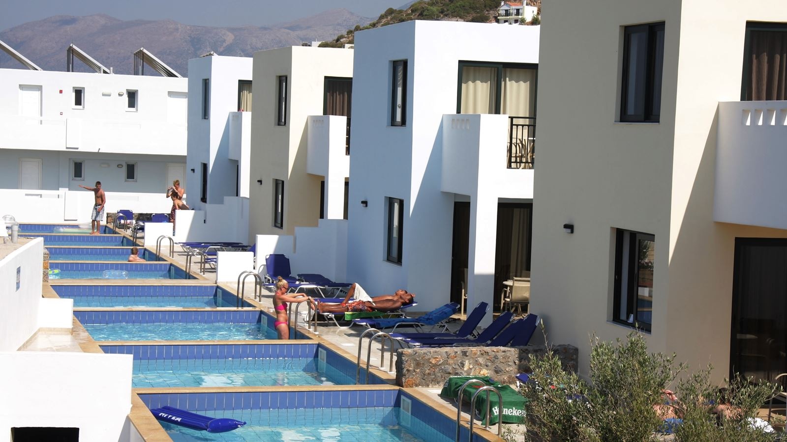 rooms-villa-private-pool