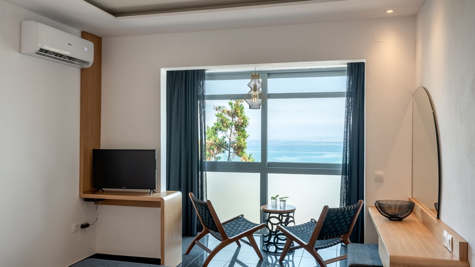 rooms-executive-suite