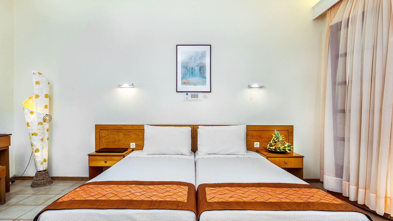 rooms-double-room-economy