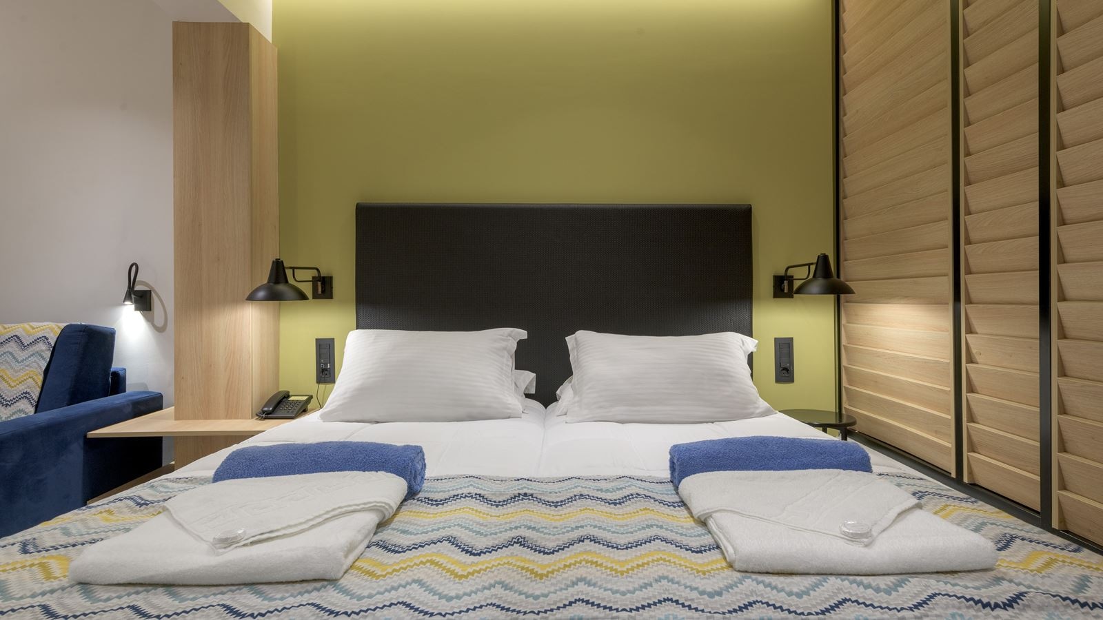 rooms-family-superior-garden-view-balcony-or-terrace