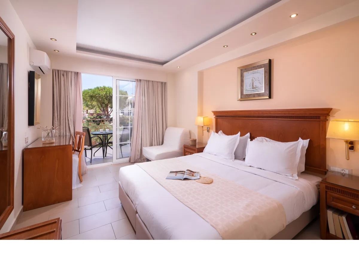 rooms-superior-double-or-twin-room-garden-viewmountain-view