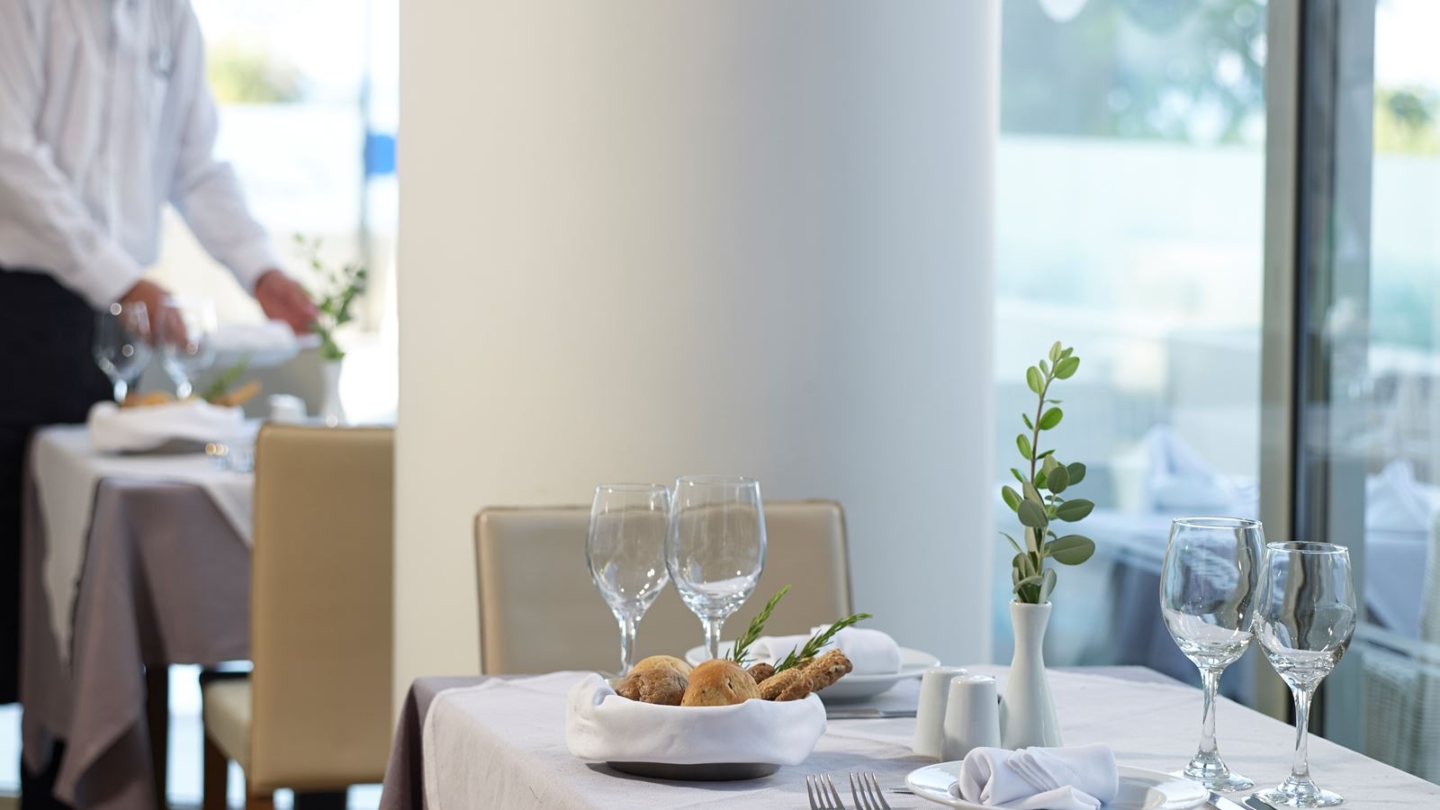 restaurants-thalassi-main-restaurant