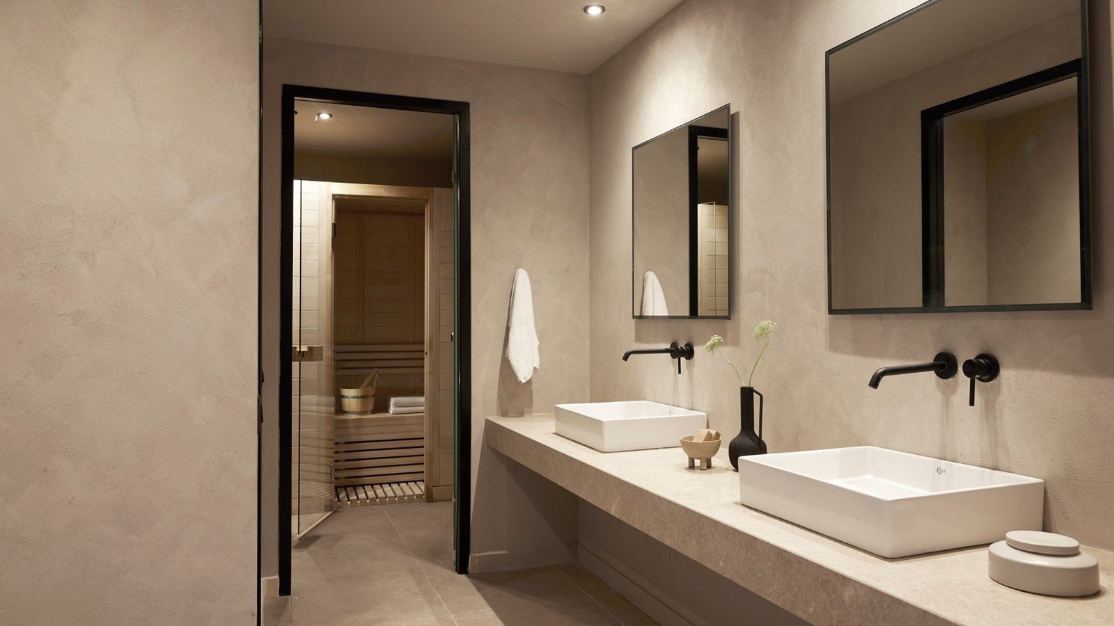 rooms-helea-suite-sea-view-with-private-sauna