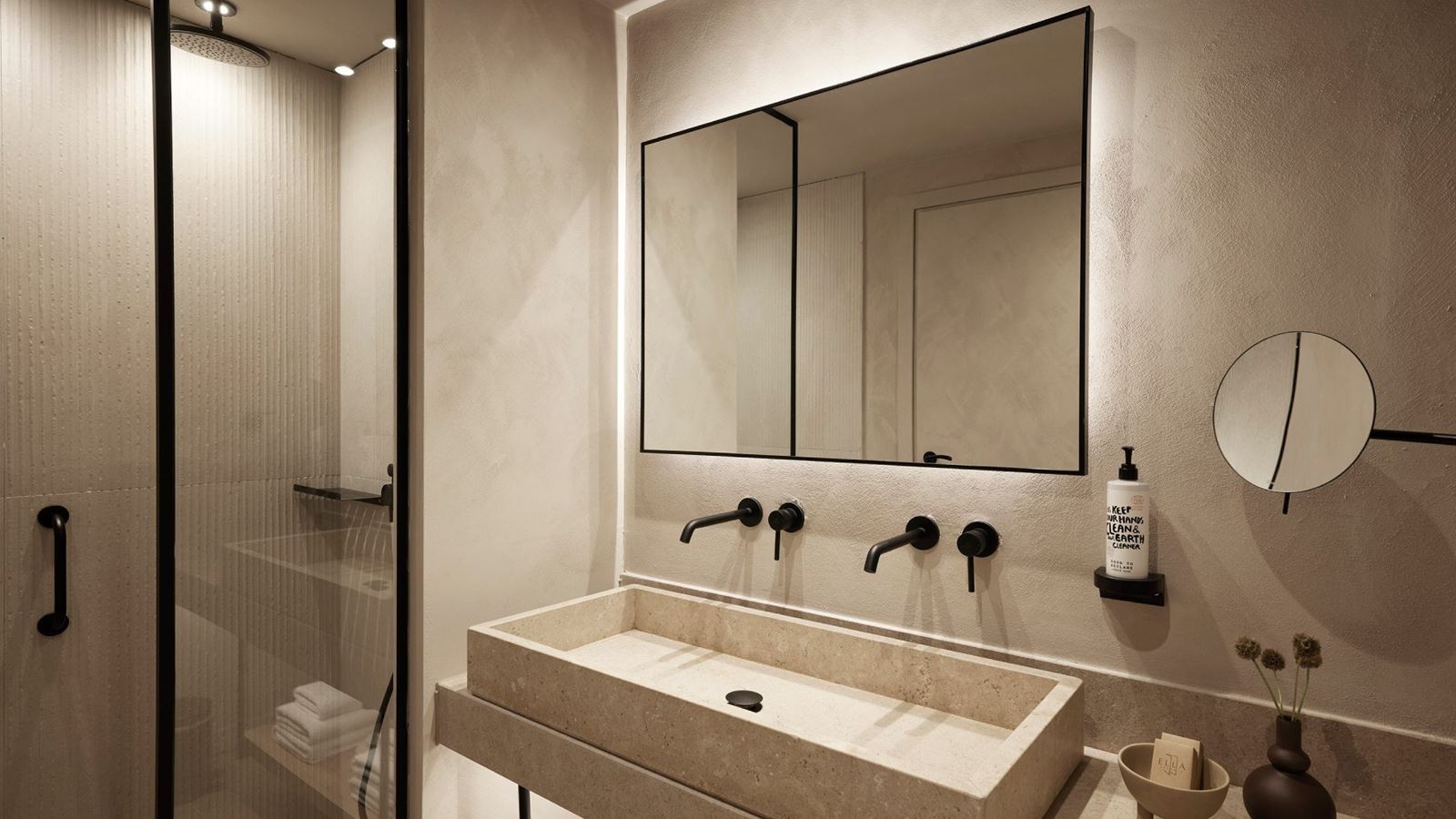 rooms-junior-suite-pool-view--swim-up