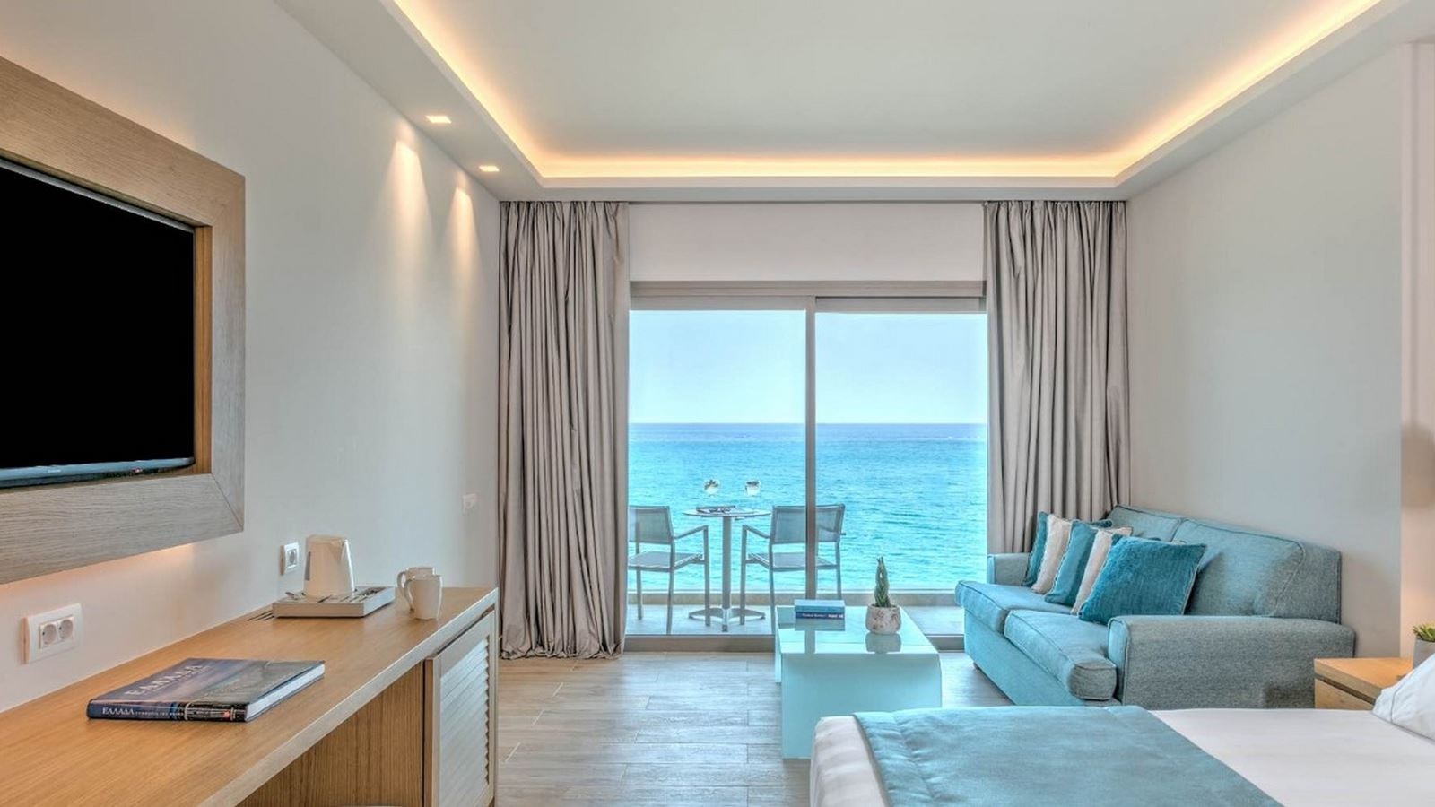 rooms-junior-suite-sea-view