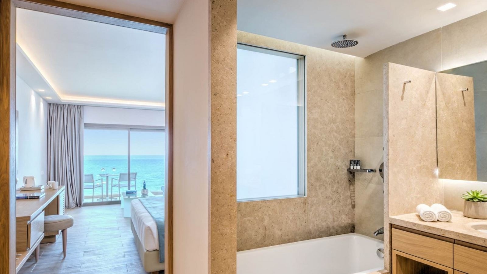 rooms-junior-suite-sea-view