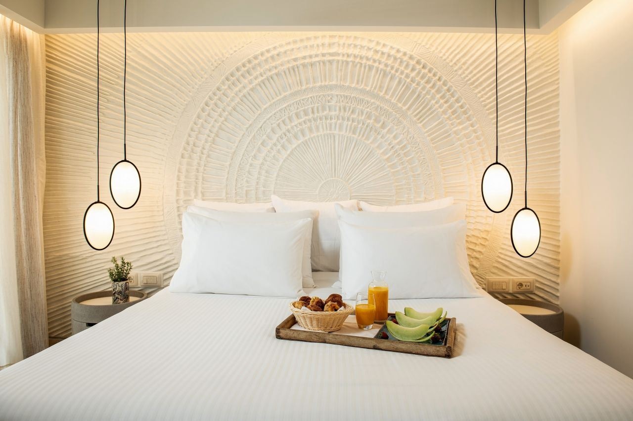 rooms-family-suite-private-courtyard