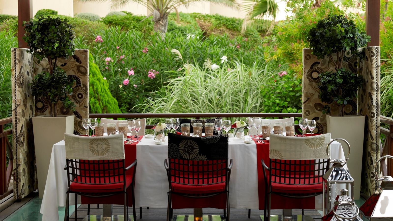 restaurants-lagoon-asian-restaurant