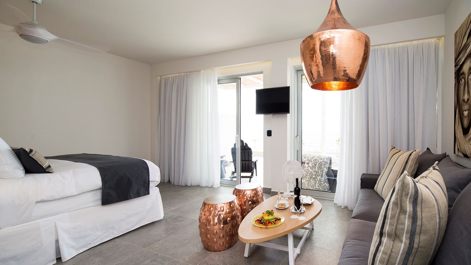 rooms-suite-sea-view-with-sharing-pool