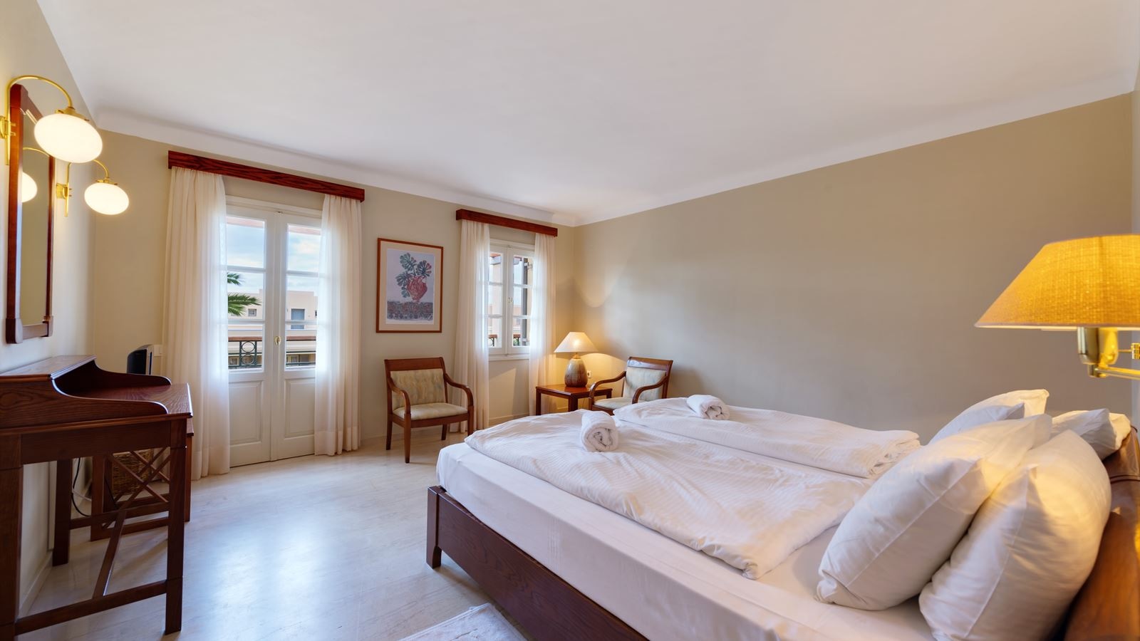 rooms-room-garden-view-or-mountain-view