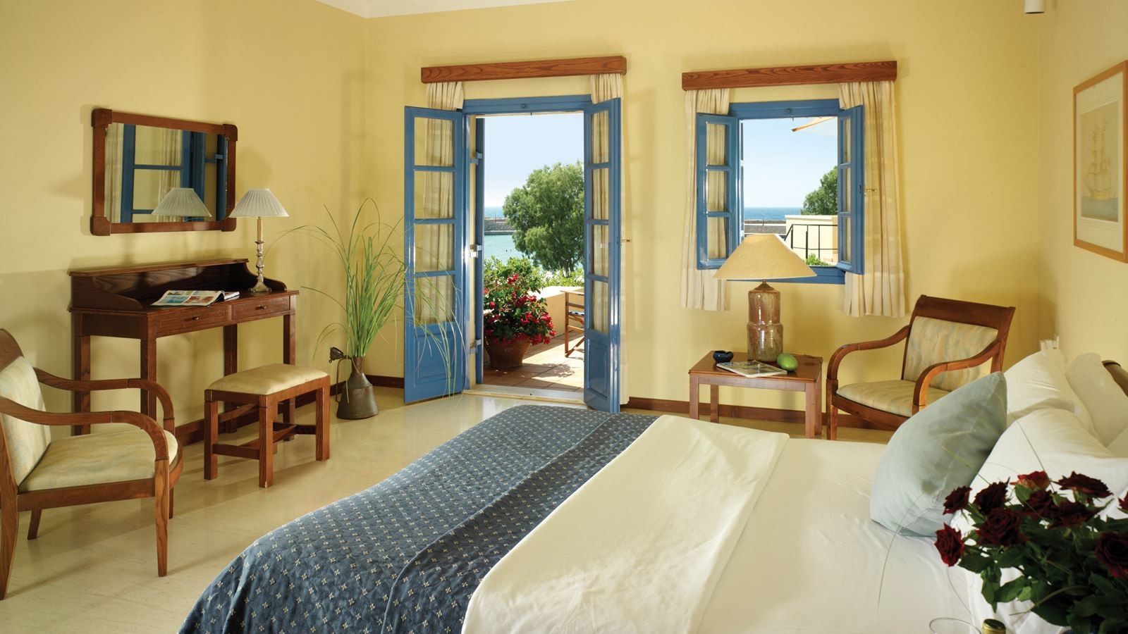 rooms-bungalow-sea-front