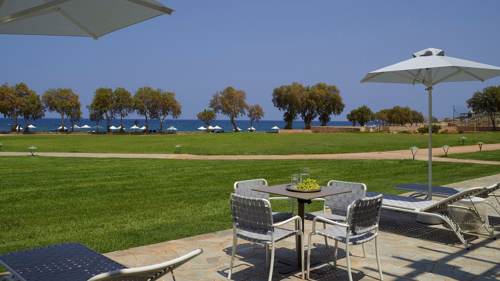 rooms-luxury-1-bedroom-suite-sea-view