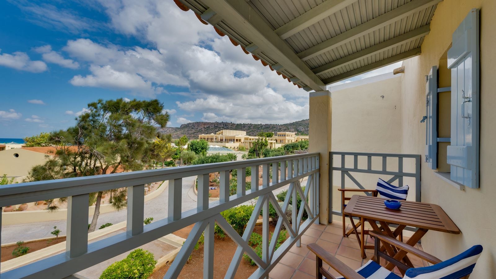 rooms-bungalow-sea-view