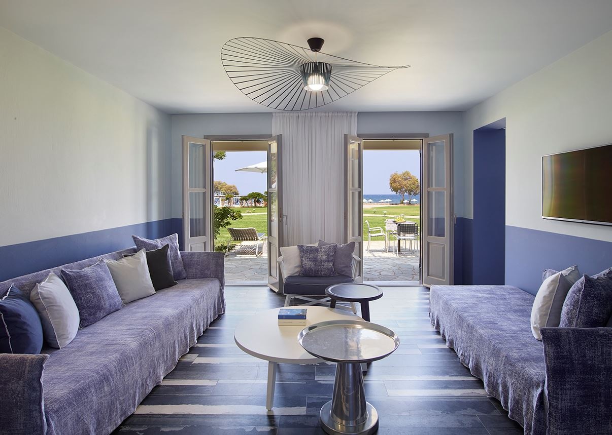 rooms-luxury-1-bedroom-suite-sea-view