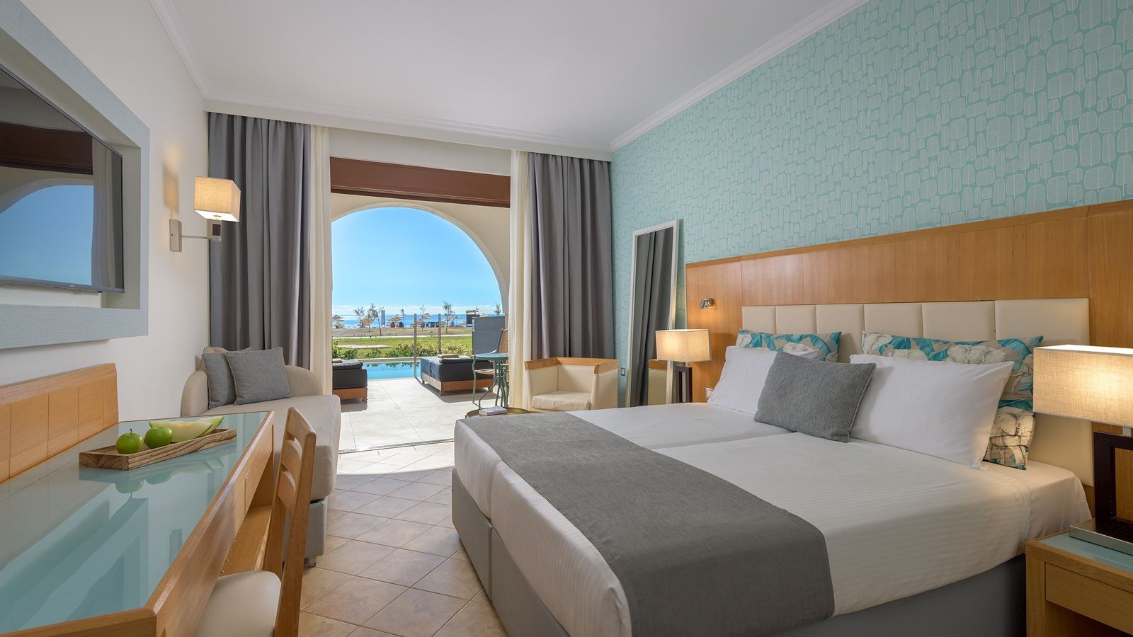 rooms-superior-beachfront-private-pool