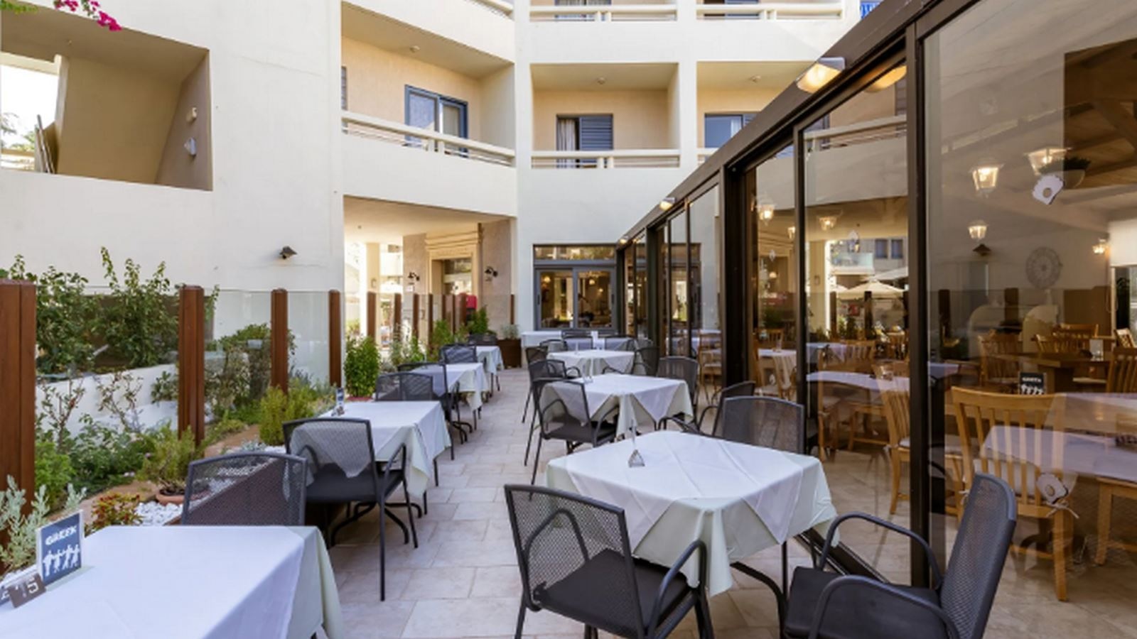 restaurants-main-restaurant