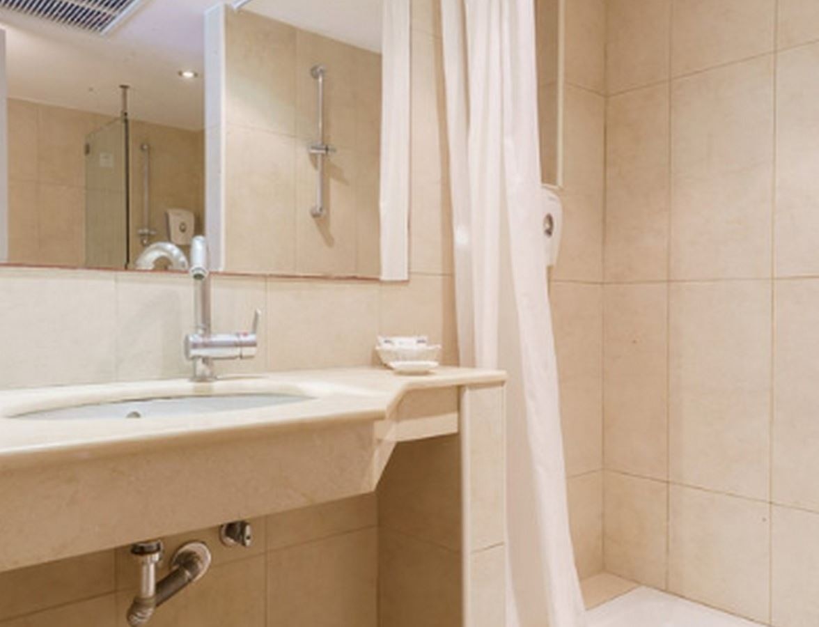 rooms-room-standard-double-land-view-balcony-or-terrace