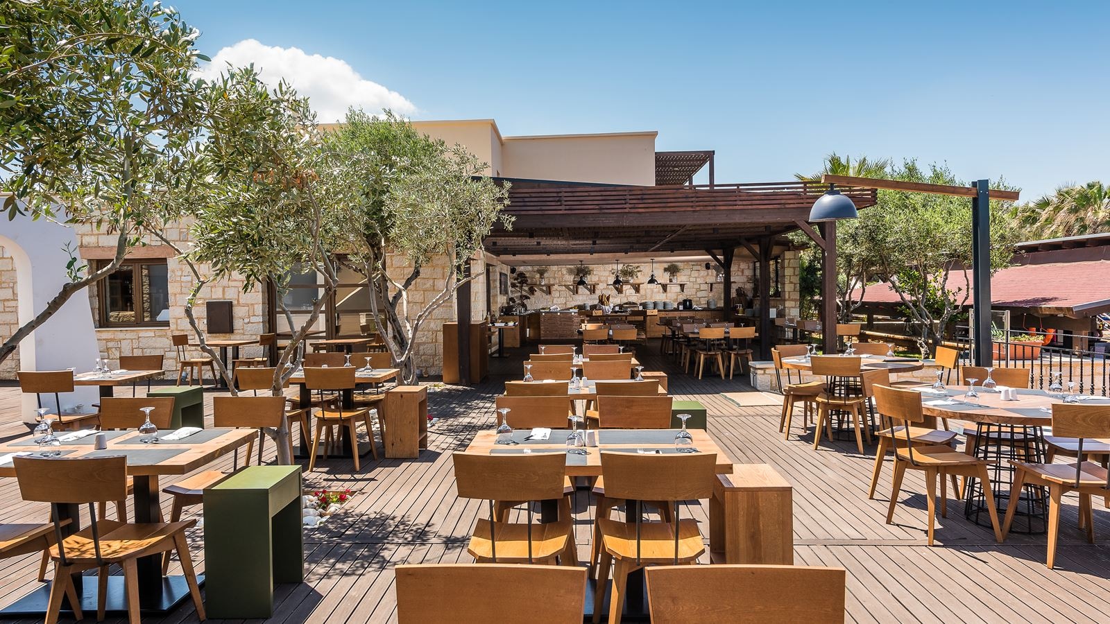 restaurants-elia-restaurant