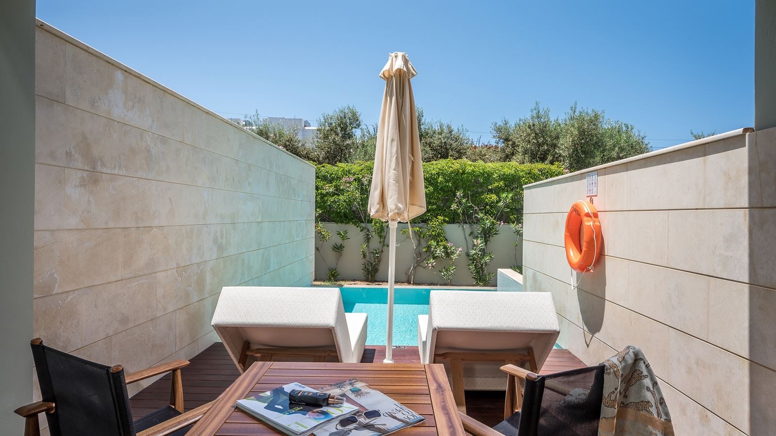 rooms-suite-private-pool