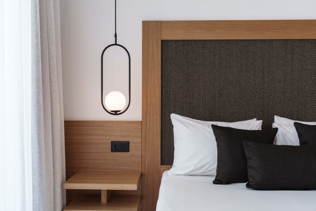 rooms-double-room-balcony-or-terrace