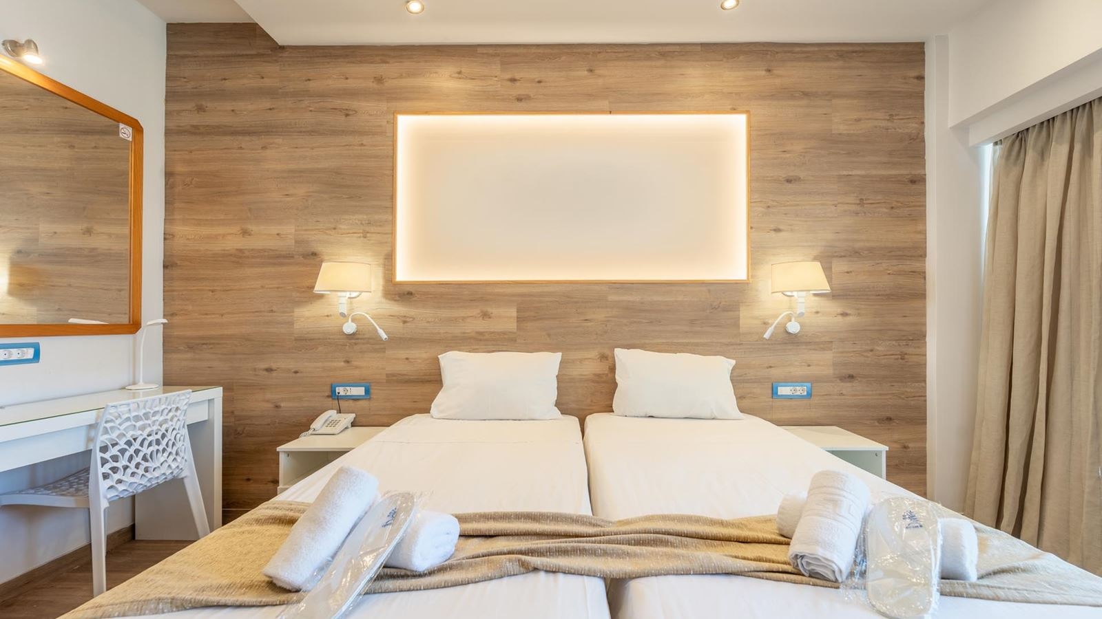 rooms-room-poolview-balcony-or-terrace