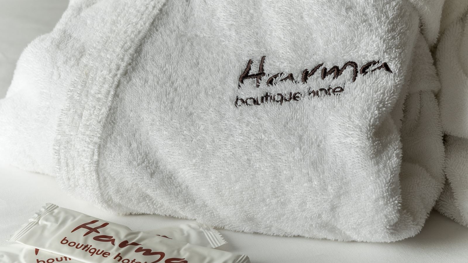 rooms-room-classic-double-seaview-a-building