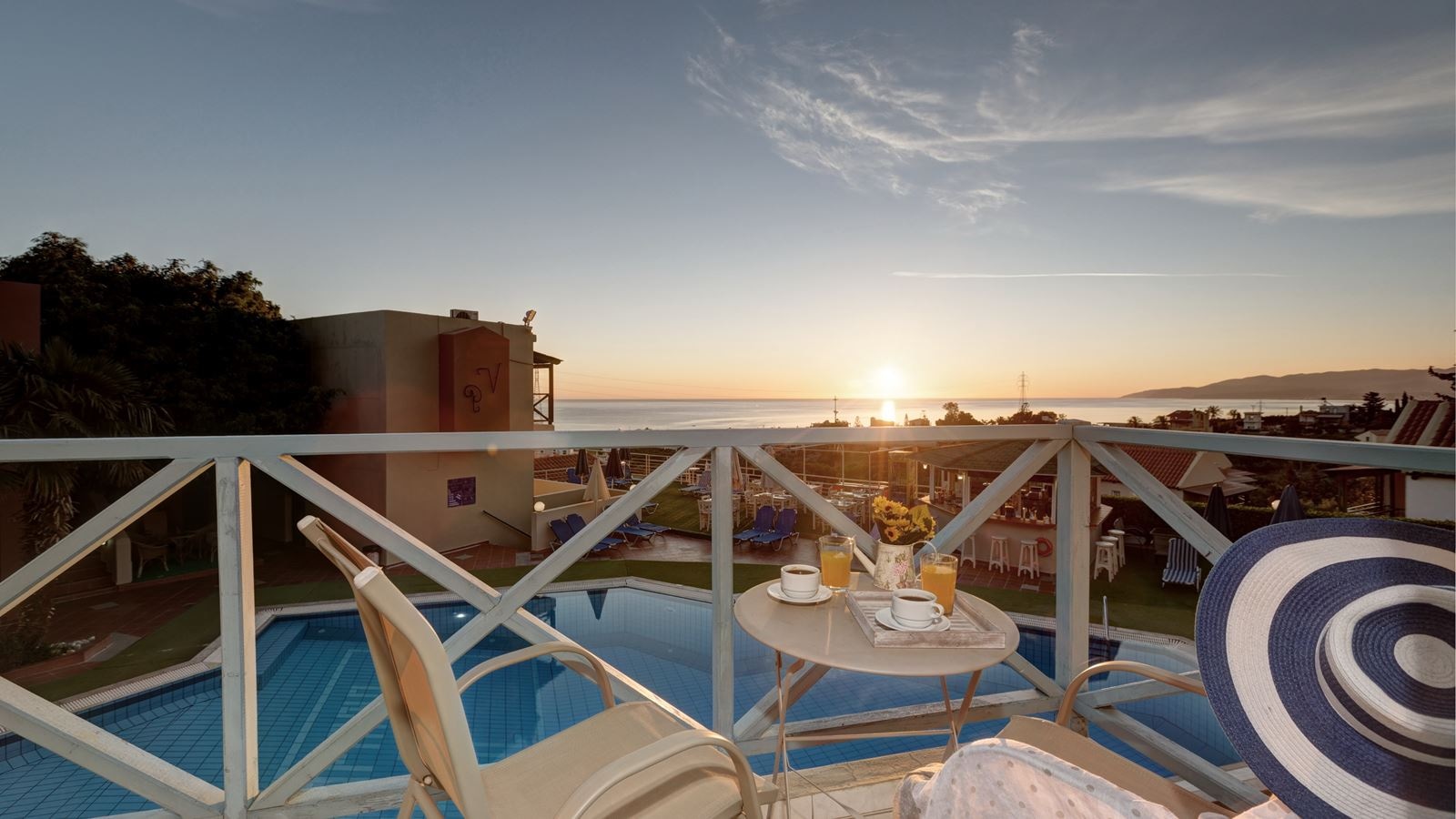 rooms-prenium-apartment-balcony-or-terrace