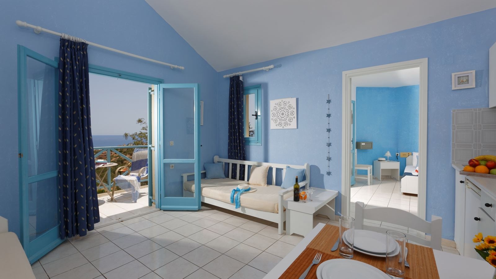 rooms-prenium-apartment-balcony-or-terrace