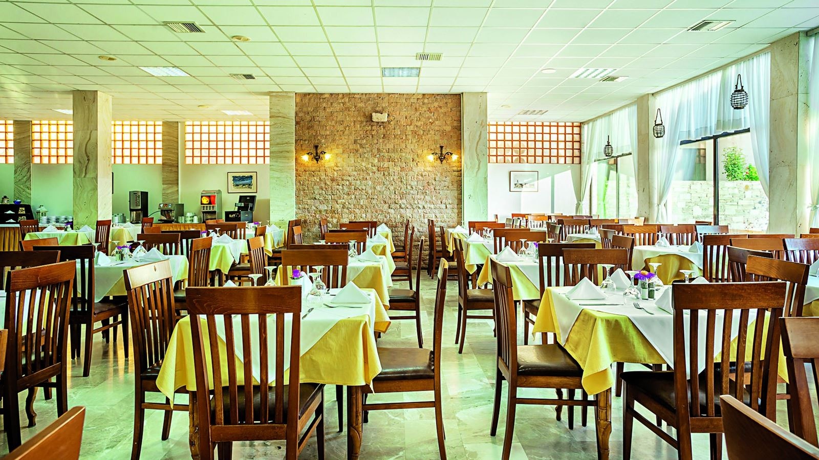 restaurants-main-restaurant