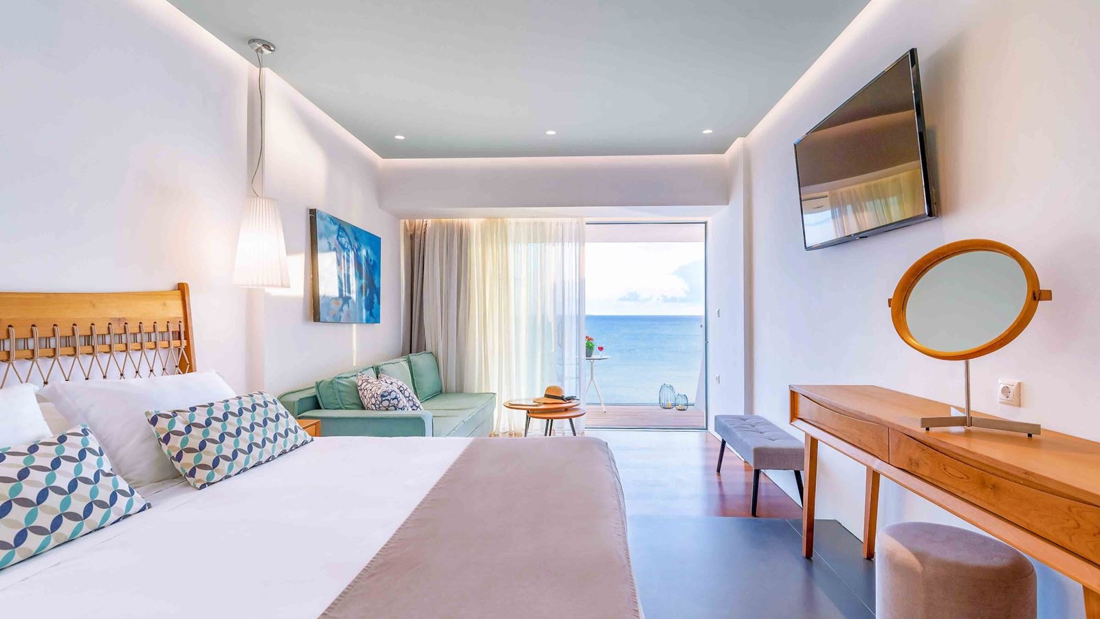 rooms-panoramic-comfort-suite-sea-view