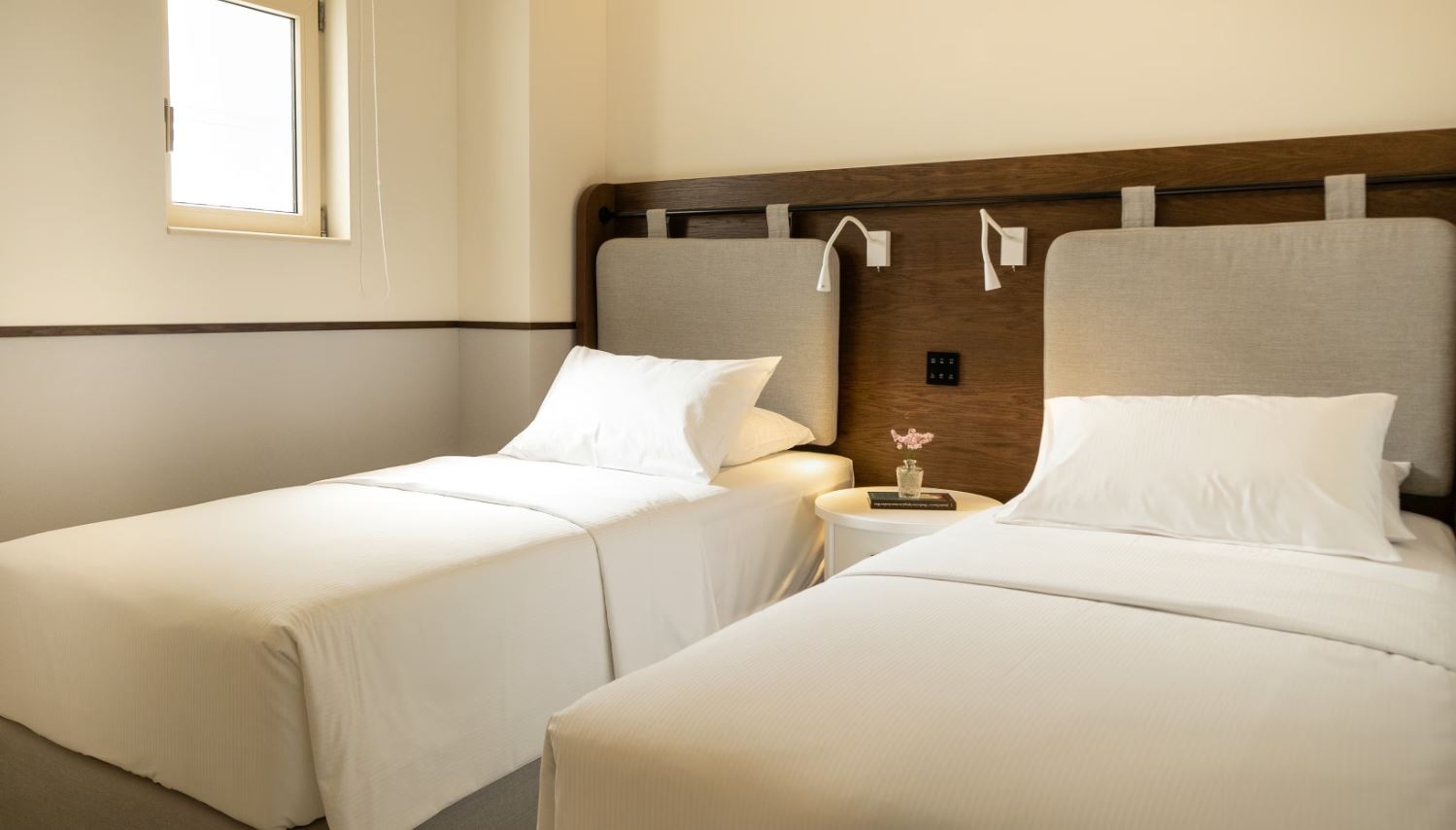 rooms-suite-deluxe-sea-view