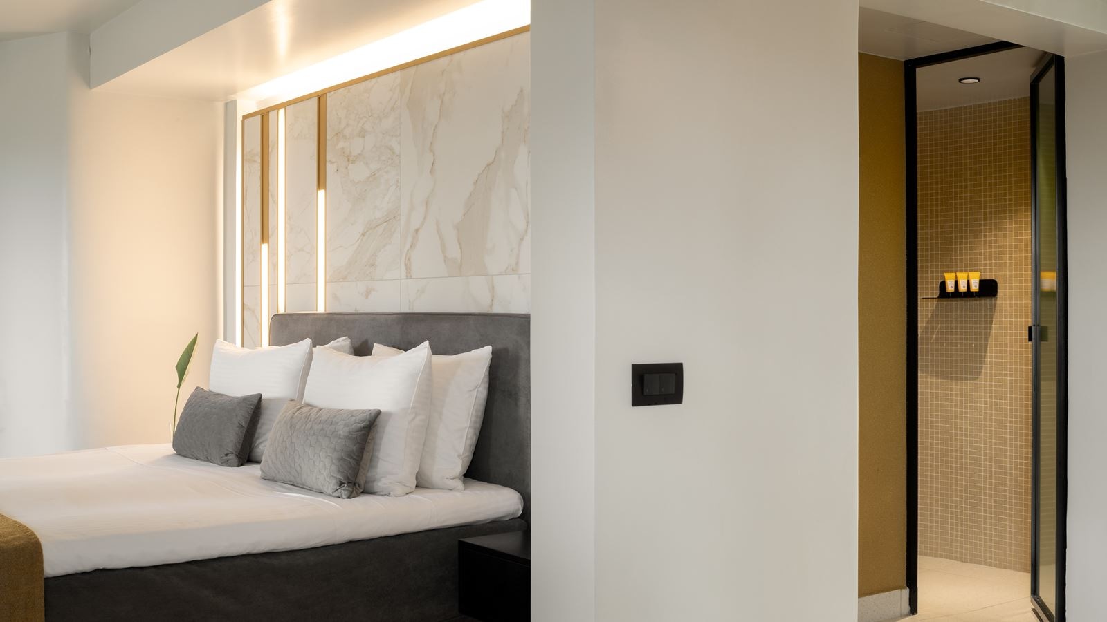 rooms-bungalow-deluxe-double-garden-view-private-pool