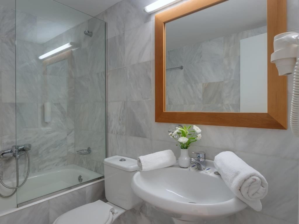 rooms-studio-single-use-inland-view