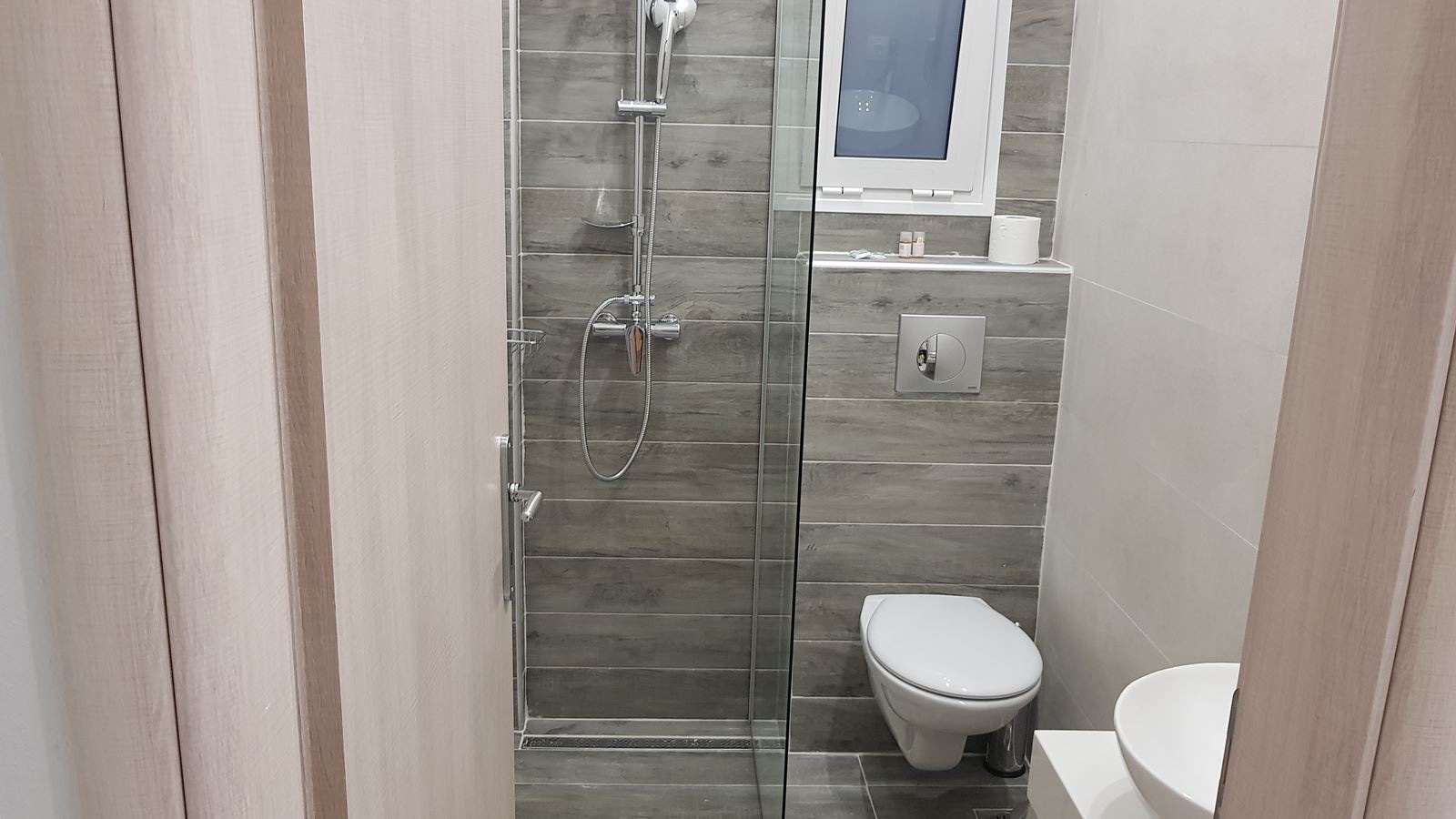 rooms-single-standard-room