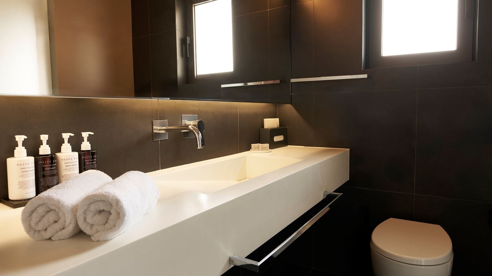 rooms-design-room-independent-pool