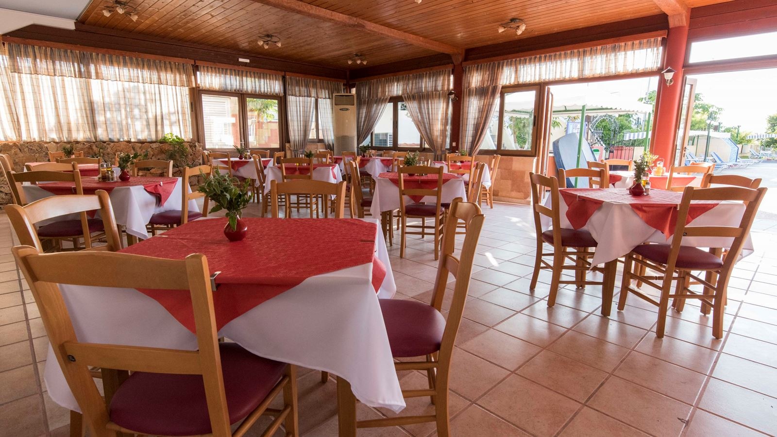 restaurants-main-restaurant