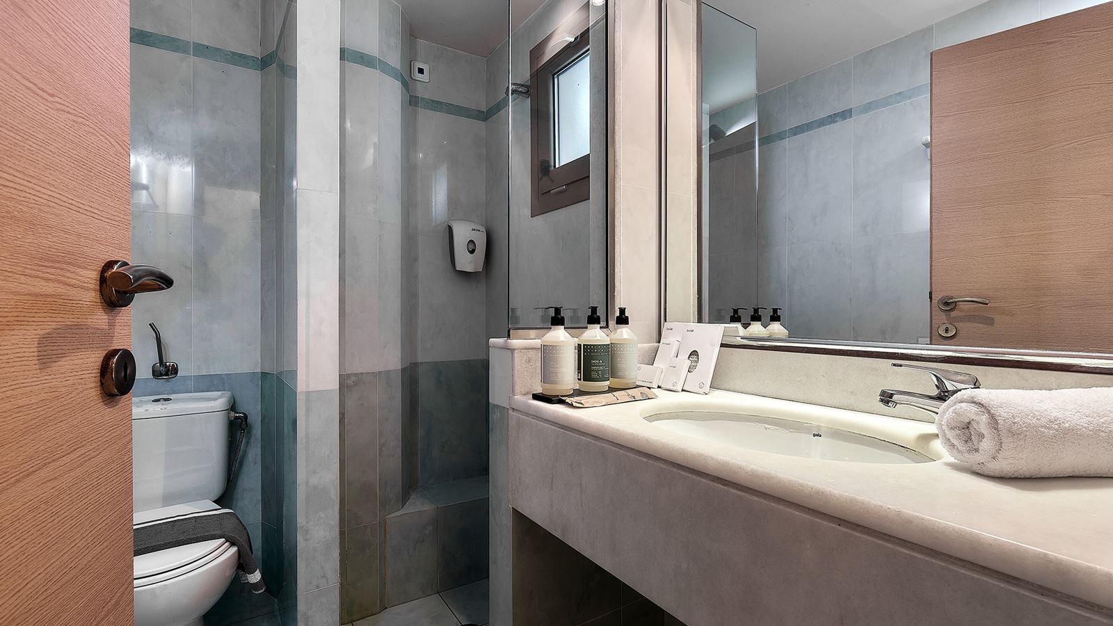 rooms-double-room-sea-view