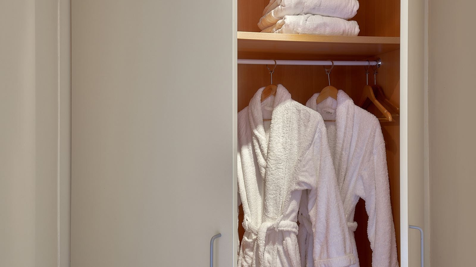 rooms-double-plus-room