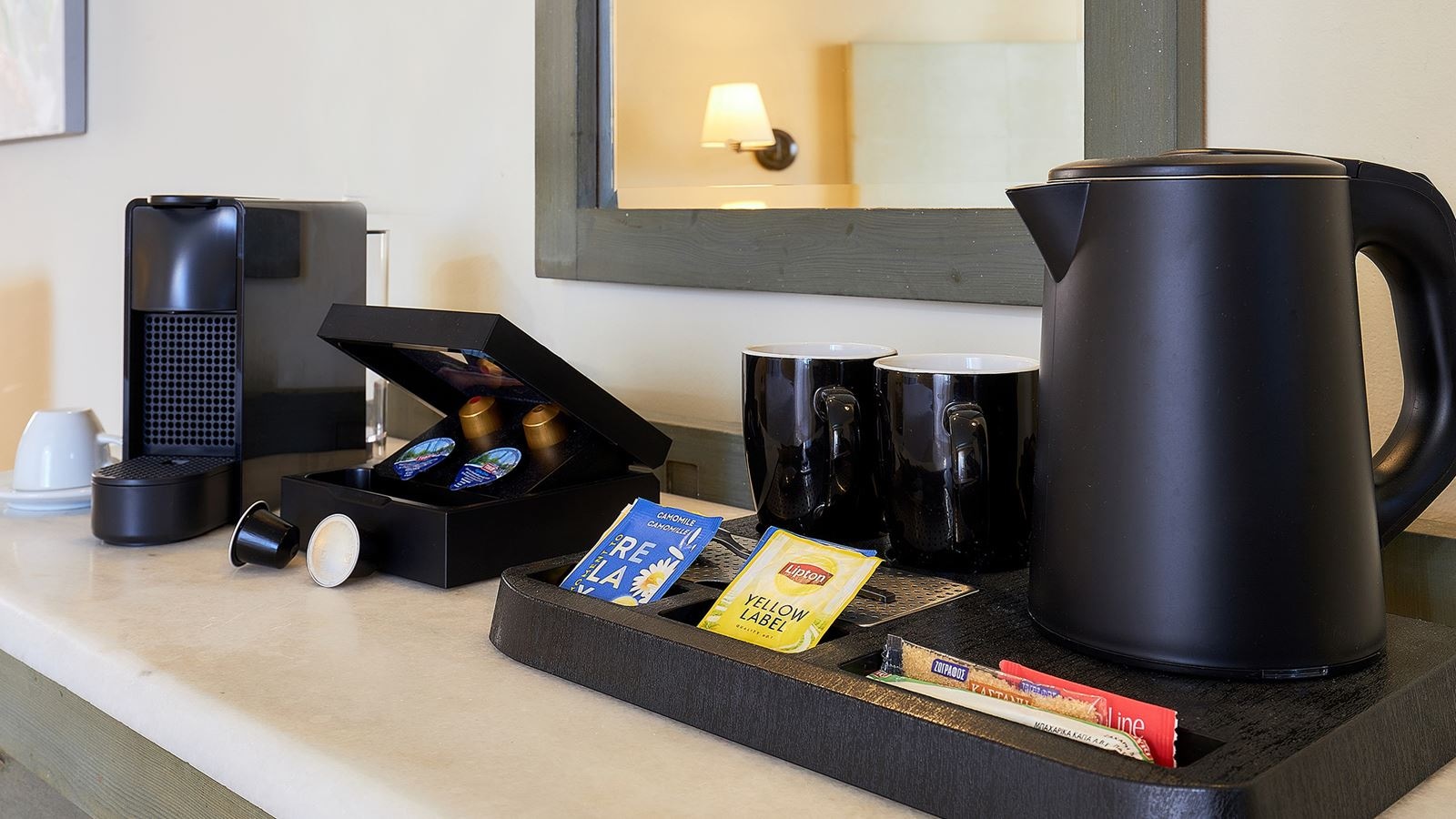 rooms-family-room-1-separate-bedroom