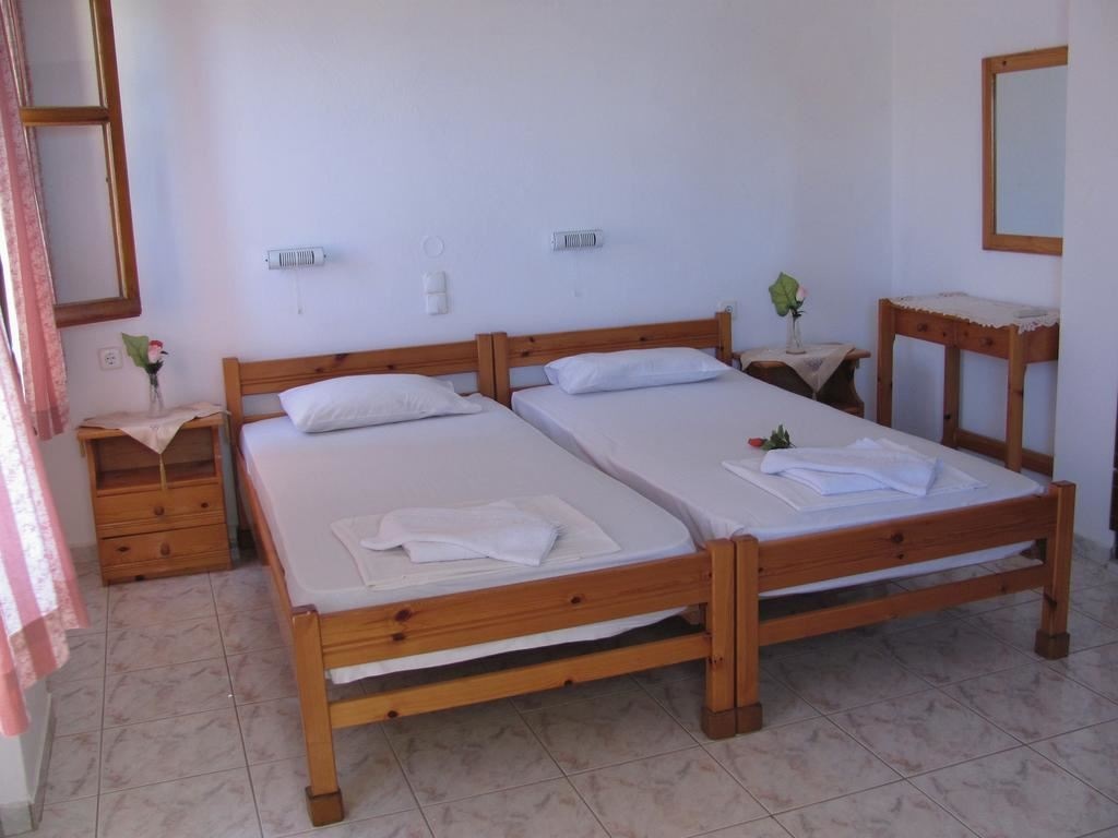 rooms-apartment-one-bedroom-first-floor-2-pax