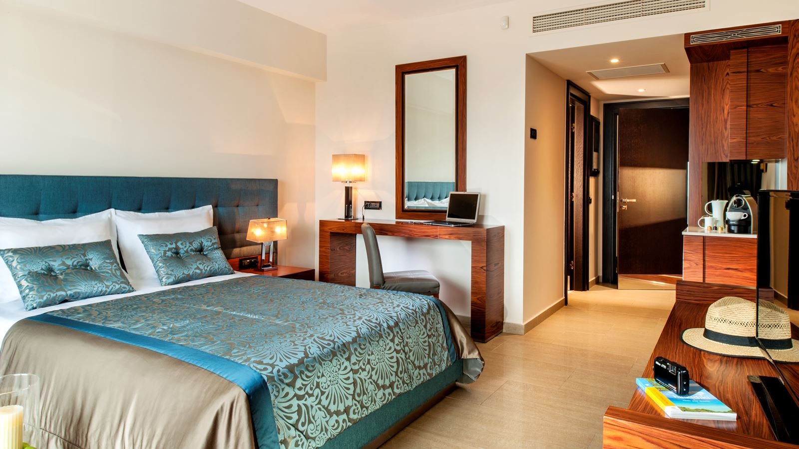 rooms-elegant-double-economy