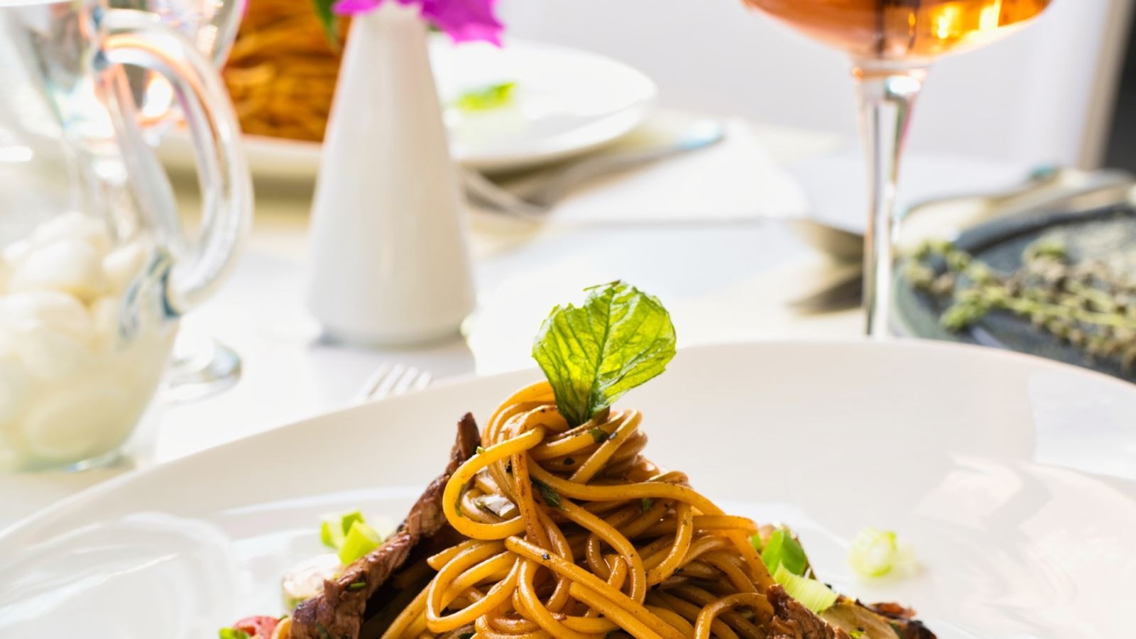 restaurants-restaurants